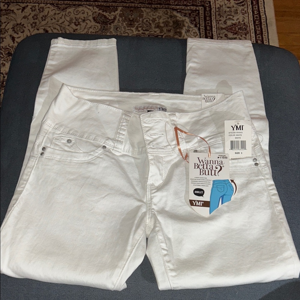 YMI White Women Jeggings with Front Pockets